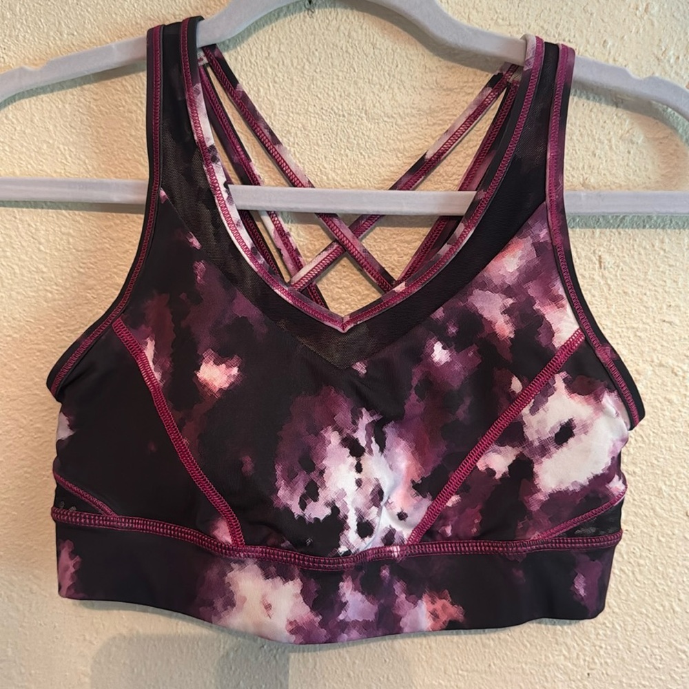 Lululemon sport bra